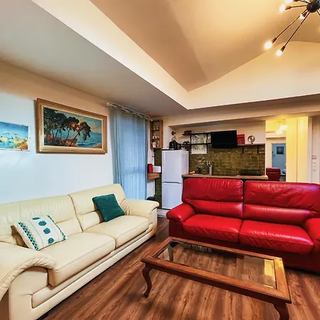 Апартаменты L'hirondelle Шато-Тьерри