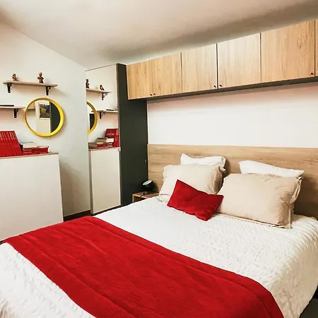 L'hirondelle Апартаменты Шато-Тьерри