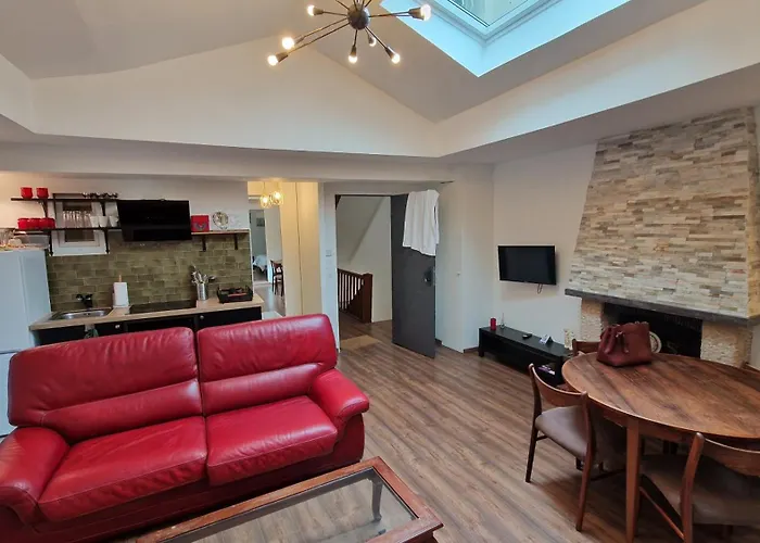 Apartment L'hirondelle *